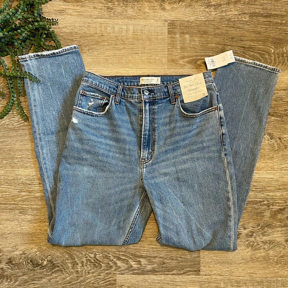 Abercrombie & Fitch Straight Leg Jeans